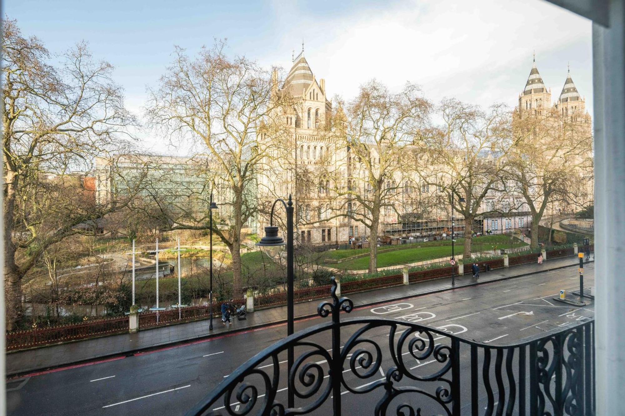 Апартаменти Kensington Muse Лондон Екстер'єр фото