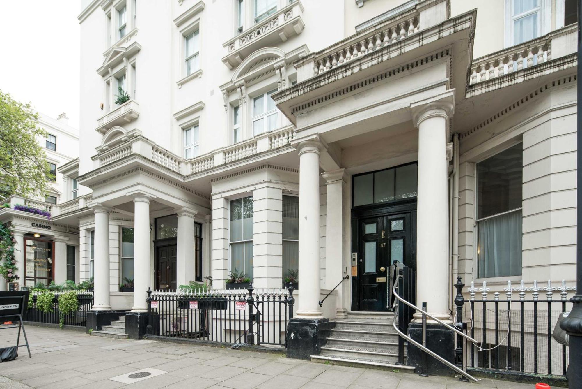 Апартаменти Kensington Muse Лондон Екстер'єр фото